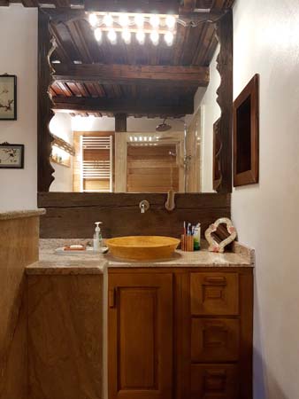 Bathroom villa countryside romania