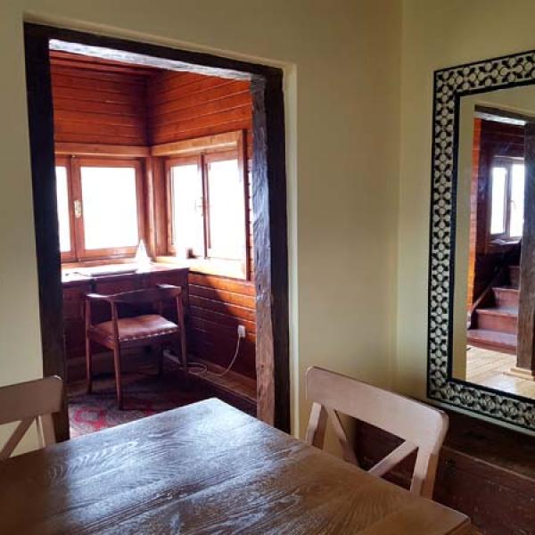 studio working remotely villa countryside